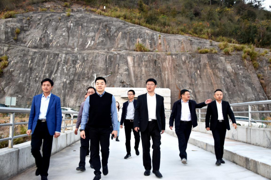 景域驴妈妈集团董事长洪清华率队来潜山考察109.png